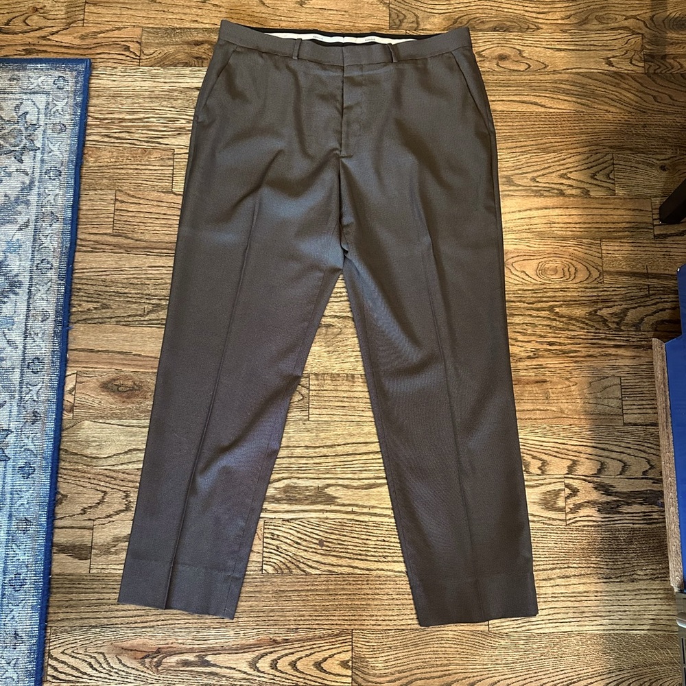EUC Perry Ellis Folio Flex - 36x32